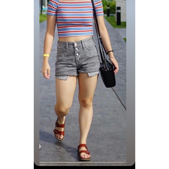 🔥🔥🔥 Bundle of 3 Hollister high rise shorts - Picture 15 of 15